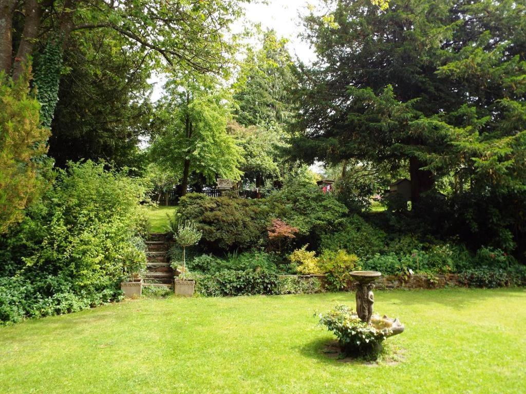 Old Vicarage B&B Coleford  Buitenkant foto